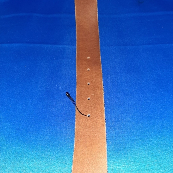 Handsome Gucci Belt size 28 - Picture 3 of 12